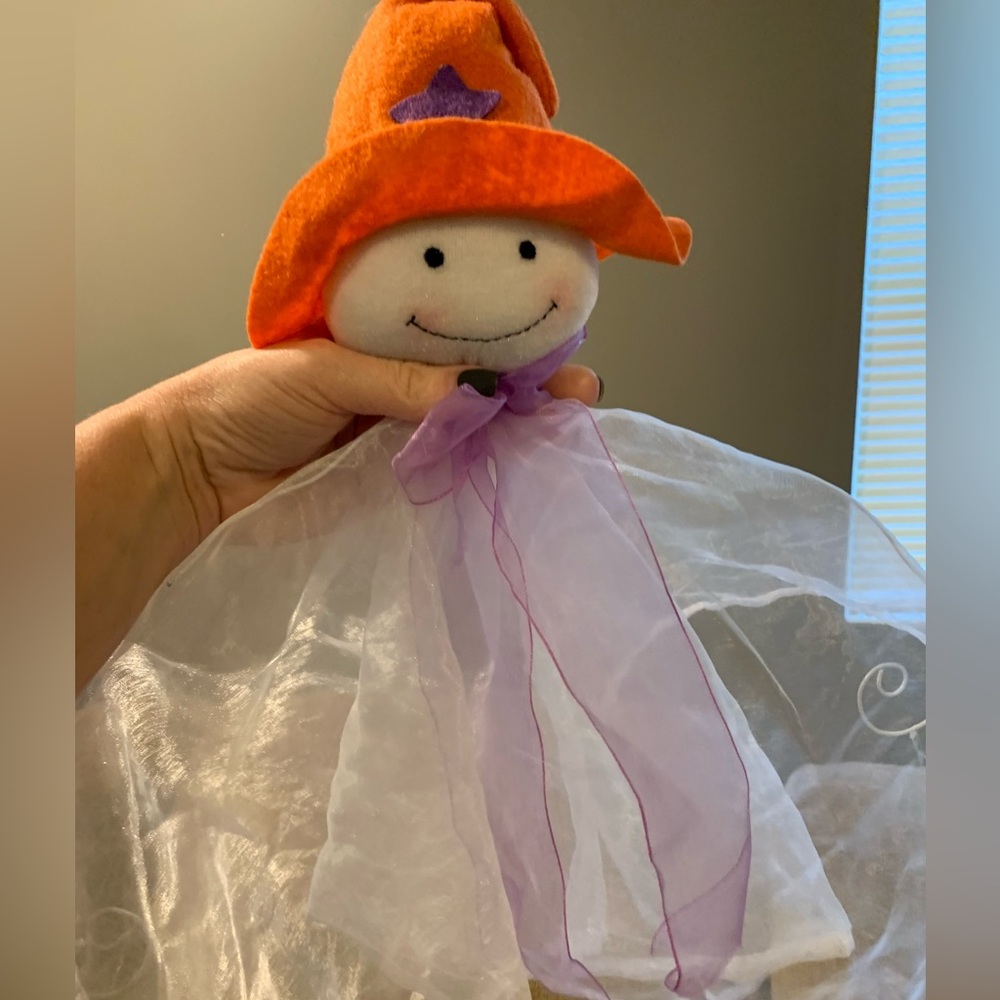 Ghostly Halloween Windchime, For Indoor or Covered Use, Like New - Picture 3 of 14